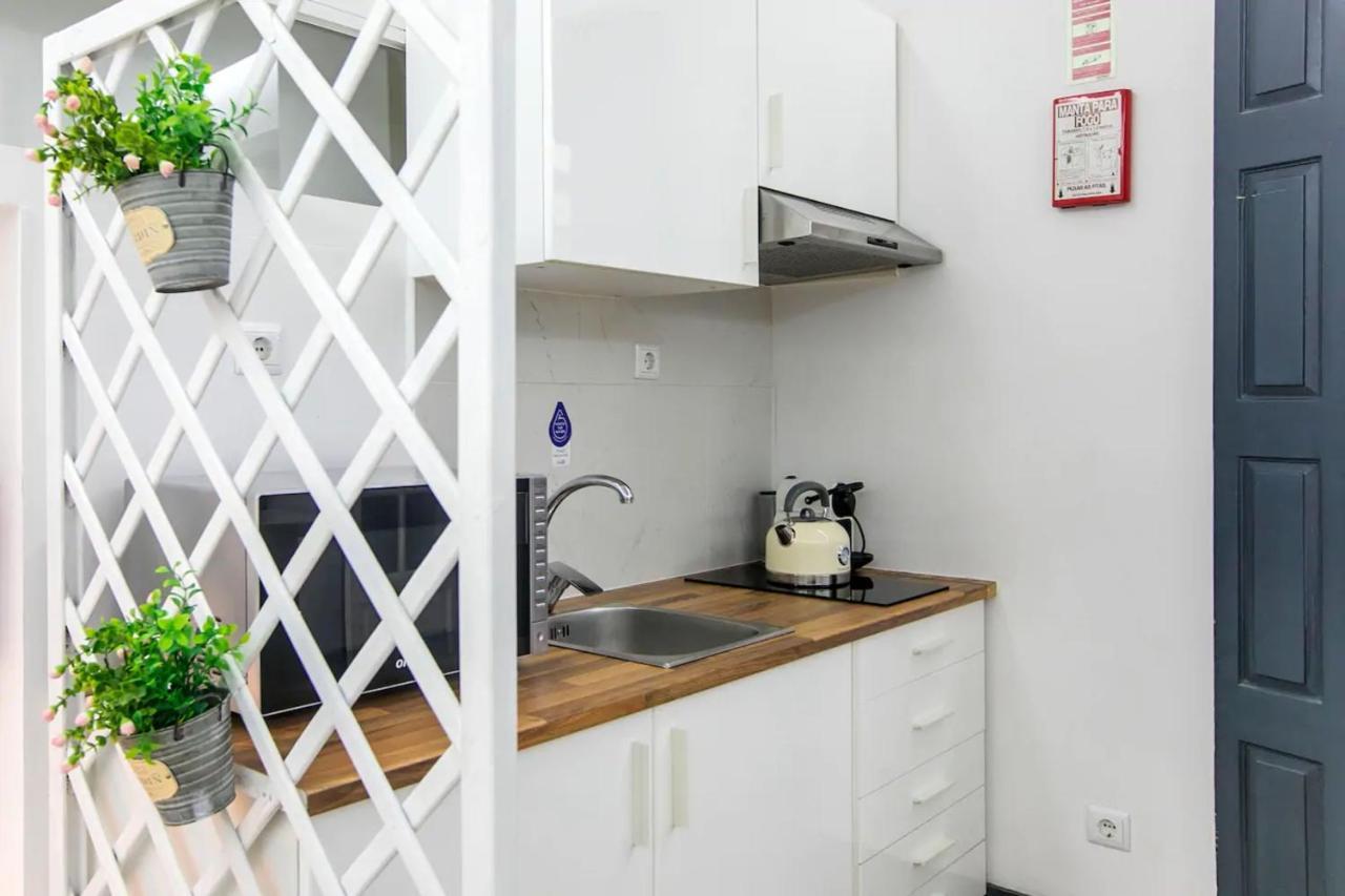 Papa'S Cedofeita Studio Apartments Porto Exterior photo